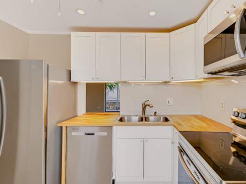 1425 Atlantic Shores Boulevard #307, Hallandale Beach FL - photo 8 of 38