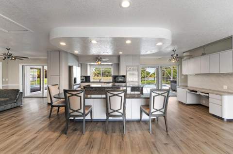4837 Holly Drive, Palm Beach Gardens FL - photo 15 of 44
