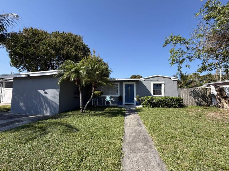 3 bedroom Single Family Residence at 729 Cherry Road, Golfview Heights 2, Westgate — photo 2