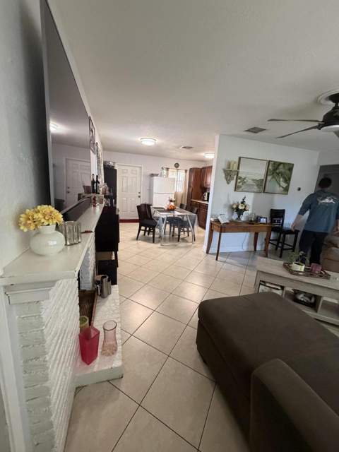 729 Cherry Road, Westgate FL - photo 9 of 29