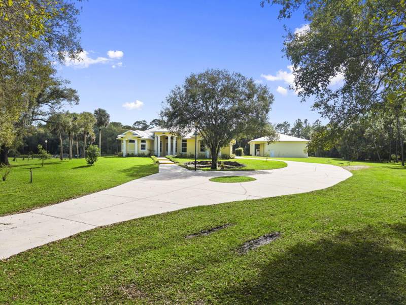 4 bedroom Single Family Residence at 5002 SW Markel Street, Palm City Farms, Palm City — photo 5