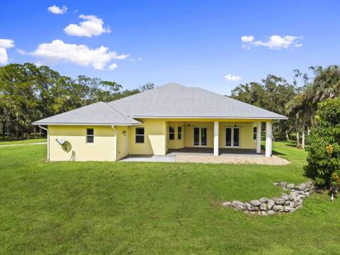 5002 SW Markel Street, Palm City FL - photo 9 of 71