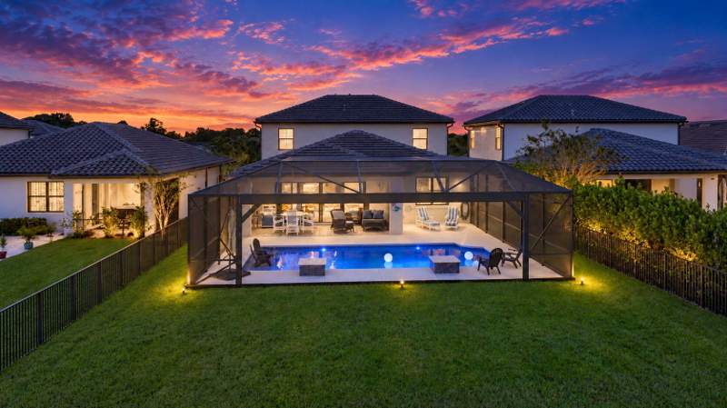 4 bedroom Single Family Residence at 443 SE Villandry Way, Veranda Gardens East Phase 4, Port St. Lucie — photo 5