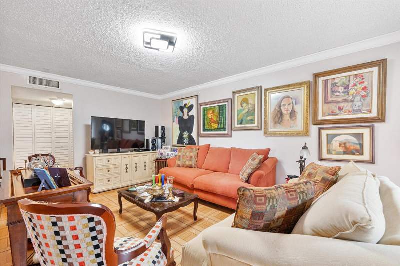 2 bedroom Townhouse at 2358 NW 39th Avenue, Centura Parc, Coconut Creek — photo 3