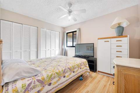 2358 NW 39th Avenue, Coconut Creek FL - photo 9 of 34