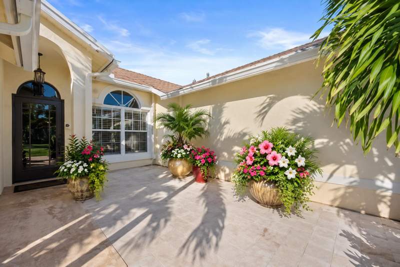 3 bedroom Single Family Residence at 13016 Meadowbreeze Drive, Meadowland Cove 1 Of Wellington, Wellington — photo 2