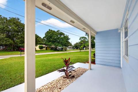 6100 Tangelo Drive, Fort Pierce FL - photo 7 of 57