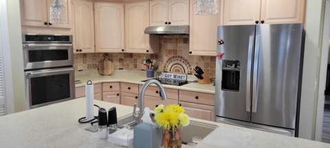 1822 SE Beving Avenue, Port St. Lucie FL - photo 16 of 95