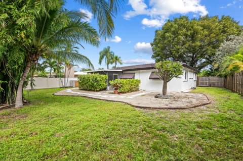 4031 NE 15th Avenue, Oakland Park FL - photo 22 of 26