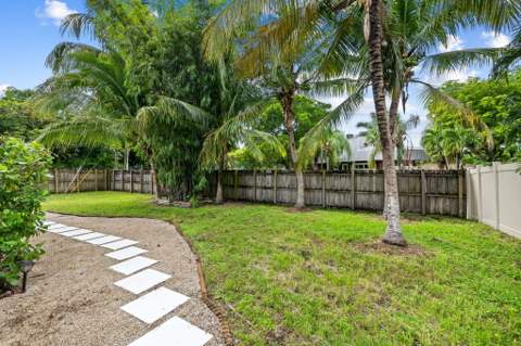 4031 NE 15th Avenue, Oakland Park FL - photo 24 of 26
