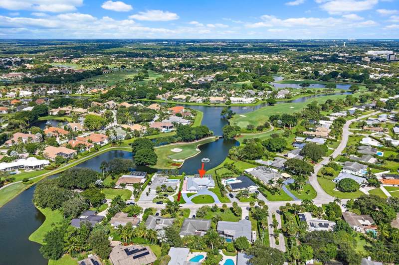 4 bedroom Single Family Residence at 4837 Holly Drive, PGA National Golf Club Estates 2, Palm Beach Gardens — photo 4