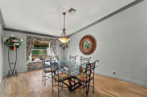8291 Lake Cypress Road, Lake Worth FL - photo 8 of 34