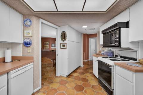 4632 Juniper Lane, Palm Beach Gardens FL - photo 15 of 47