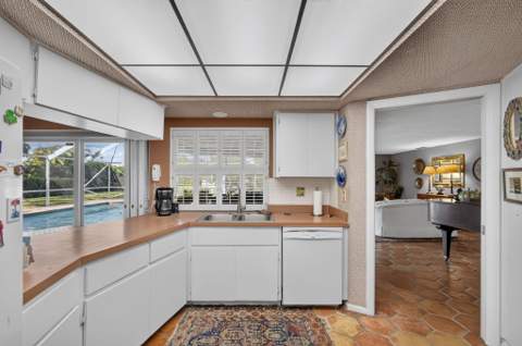 4632 Juniper Lane, Palm Beach Gardens FL - photo 14 of 47