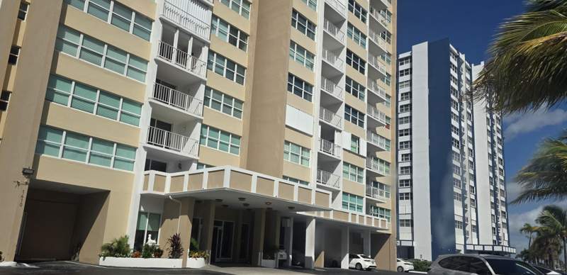 2 bedroom Condominium at 1410 S Ocean Drive #804, Trafalgar Towers Condominium 2, Hollywood — photo 2
