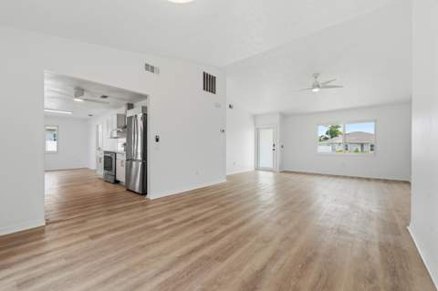 2674 SW Monterrey Lane, Port St. Lucie FL - photo 17 of 47