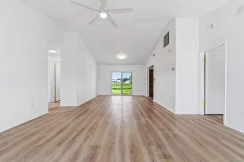 2674 SW Monterrey Lane, Port St. Lucie FL - photo 19 of 47