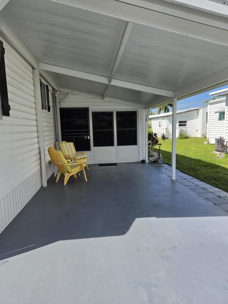 2 bedroom Mobile Home at 3500 Kanner Hwy 82 #82, Stuart, Stuart — photo 3