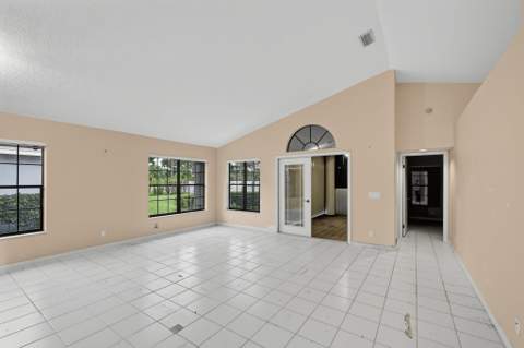 4330 Sherwood Forest Drive, Delray Beach FL - photo 11 of 34