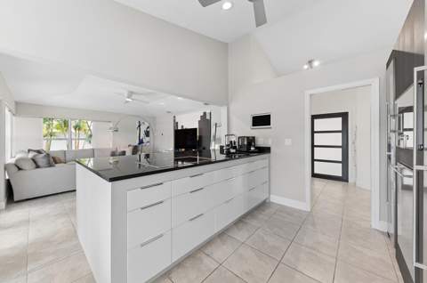 400 NW 72nd Street, Boca Raton FL - photo 6 of 45
