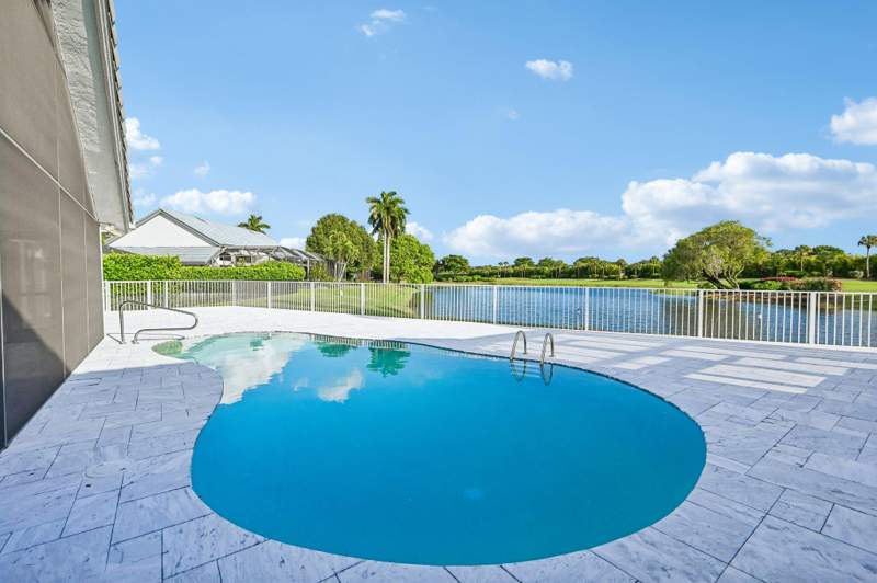 5 bedroom Single Family Residence at 10722 Kirkaldy Lane, Stonebridge 1, Boca Raton — photo 4