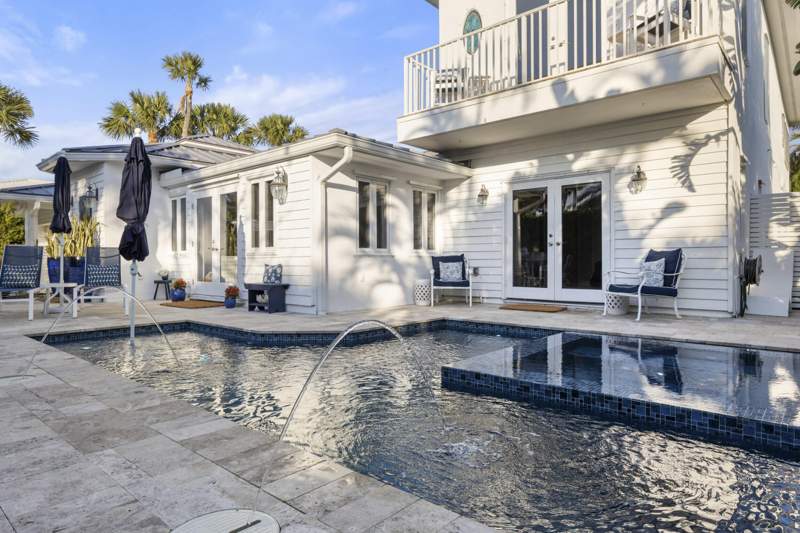 3 bedroom Single Family Residence at 122 Lighthouse Drive, Jupiter Inlet Beach Colony, Jupiter Inlet Colony — photo 2