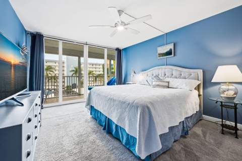 1 Harbourside Drive #1403, Delray Beach FL - photo 10 of 37