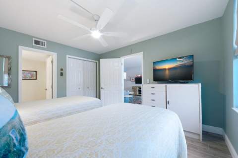 1 Harbourside Drive #1403, Delray Beach FL - photo 18 of 37