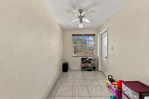 1761 SW 50th Avenue, Fort Lauderdale FL - photo 19 of 35