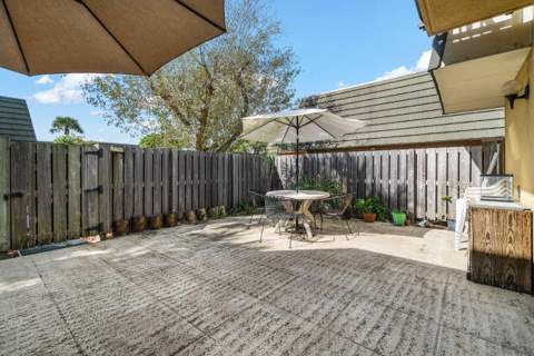 221 2nd Way, West Palm Beach FL - photo 6 of 23