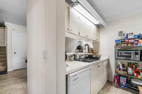221 2nd Way, West Palm Beach FL - photo 13 of 23
