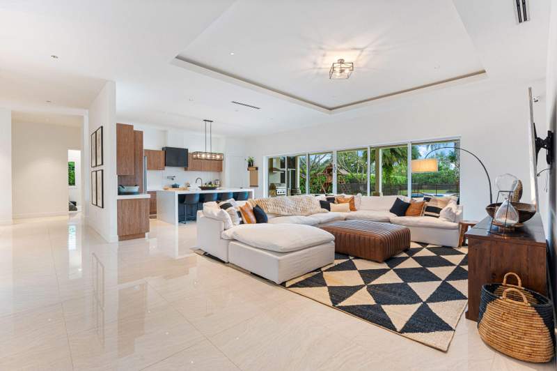 5 bedroom Single Family Residence at 15360 SW 31st Court, Fla Fruit Lands Co Sub No 1, Davie — photo 5