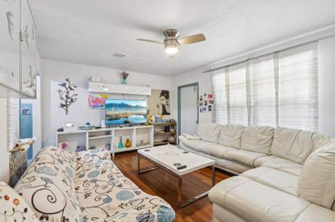 216 NE 26th Court, Pompano Beach FL - photo 7 of 44