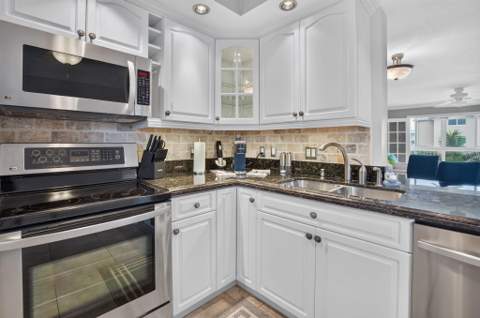 130 NE 26th Avenue #3080, Boynton Beach FL - photo 10 of 57