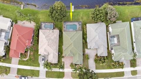 636 SW Lake Charles Circle, Port St. Lucie FL - photo 11 of 68