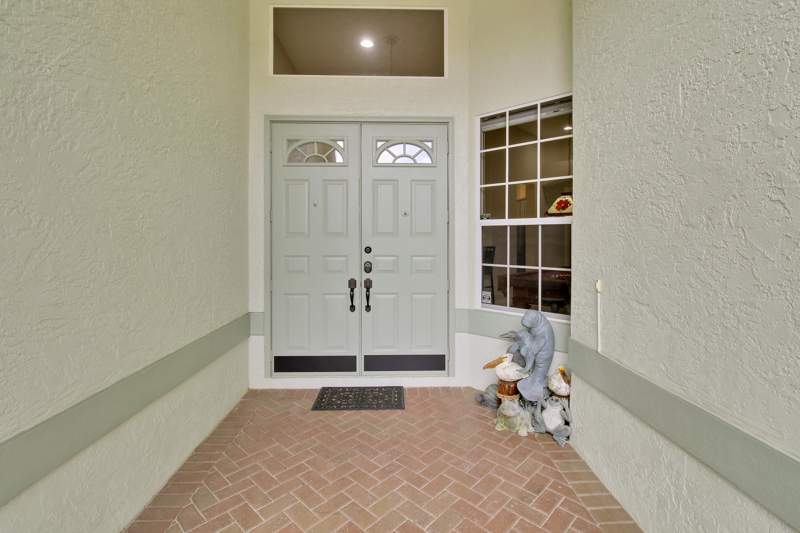 3 bedroom Single Family Residence at 636 SW Lake Charles Circle, Lake Charles Phase 2E, Port St. Lucie — photo 5