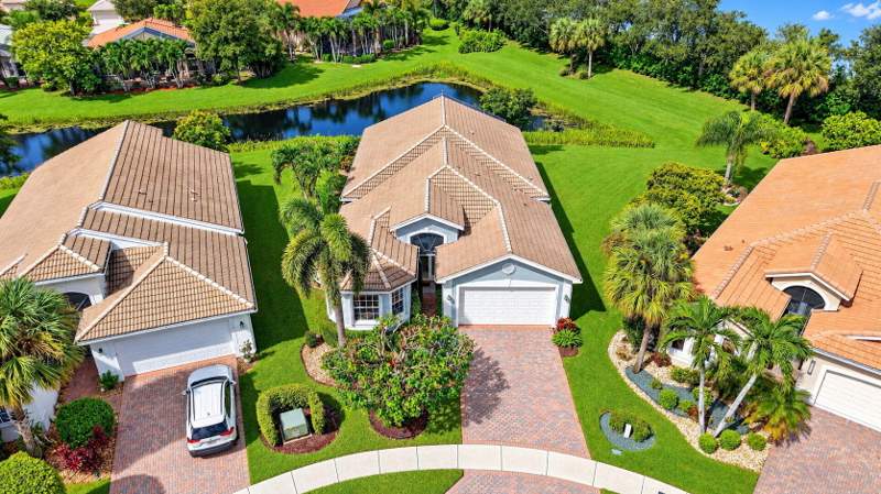 3 bedroom Single Family Residence at 7773 Kingsley Palm Terrace, Valencia Shores, Lake Worth — photo 2