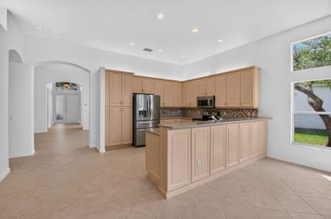 7773 Kingsley Palm Terrace, Lake Worth FL - photo 18 of 53