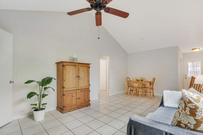 2 bedroom Single Family Residence at 5806 SE Wilsie Drive, Dixie Park Addition, Stuart — photo 2