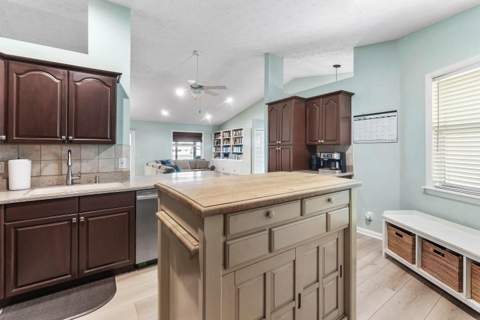 4141 SE Peppertree Street, Stuart FL - photo 12 of 29