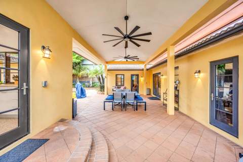 729 NE 19th Avenue, Fort Lauderdale FL - photo 16 of 45
