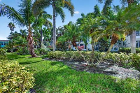 1181 Carlton Court #105, Fort Pierce FL - photo 18 of 44