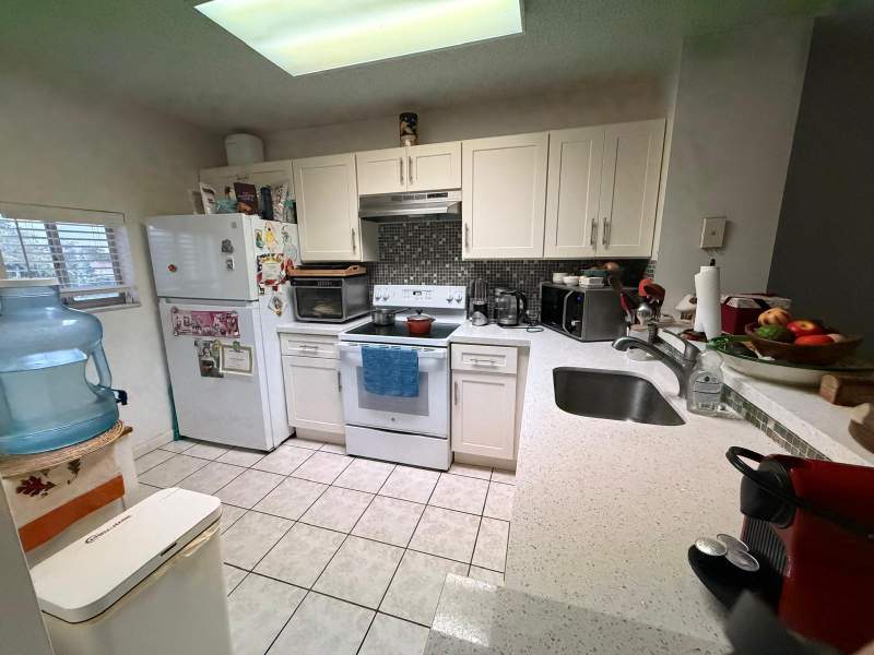2 bedroom Condominium at 7750 NW 50th Street #208, Cascades Of Lauderhill, Lauderhill — photo 3