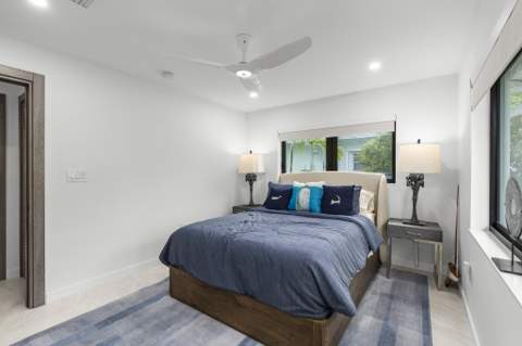 2200 NE 15th Terrace, Wilton Manors FL - photo 24 of 73