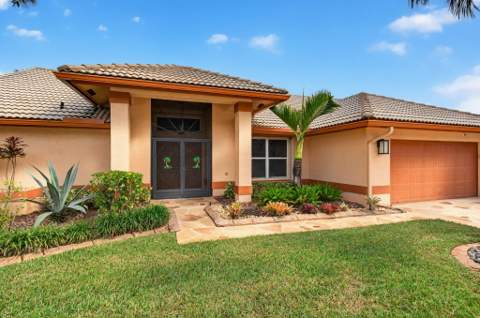 6417 Blue Bay Circle, Lake Worth FL - photo 7 of 117