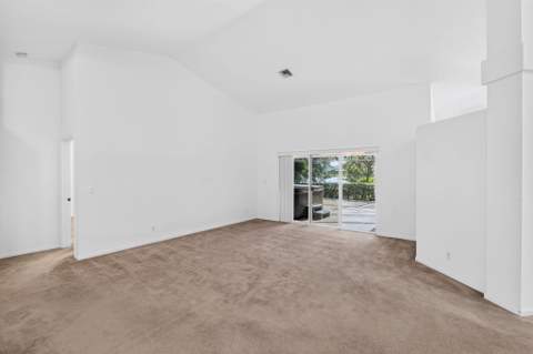 6417 Blue Bay Circle, Lake Worth FL - photo 17 of 117