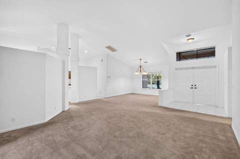 6417 Blue Bay Circle, Lake Worth FL - photo 19 of 117