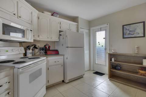 7 Greenway Village #203, Royal Palm Beach FL - photo 12 of 39