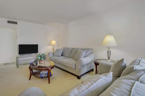 7 Greenway Village #203, Royal Palm Beach FL - photo 8 of 39