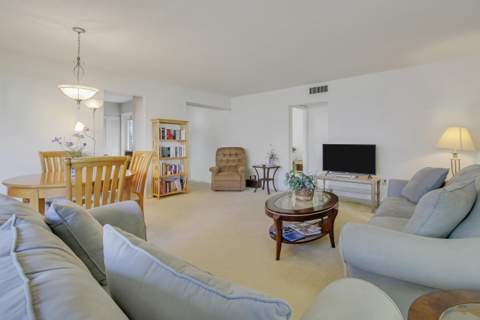 7 Greenway Village #203, Royal Palm Beach FL - photo 6 of 39